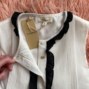 Airy blouse - sleeveless - freeway